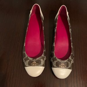 Coach Chelsea Flats Size 7B